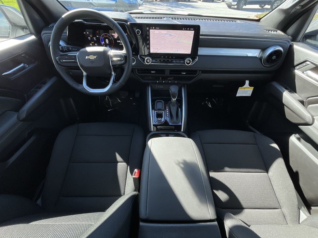 2024 Chevrolet Colorado LT photo