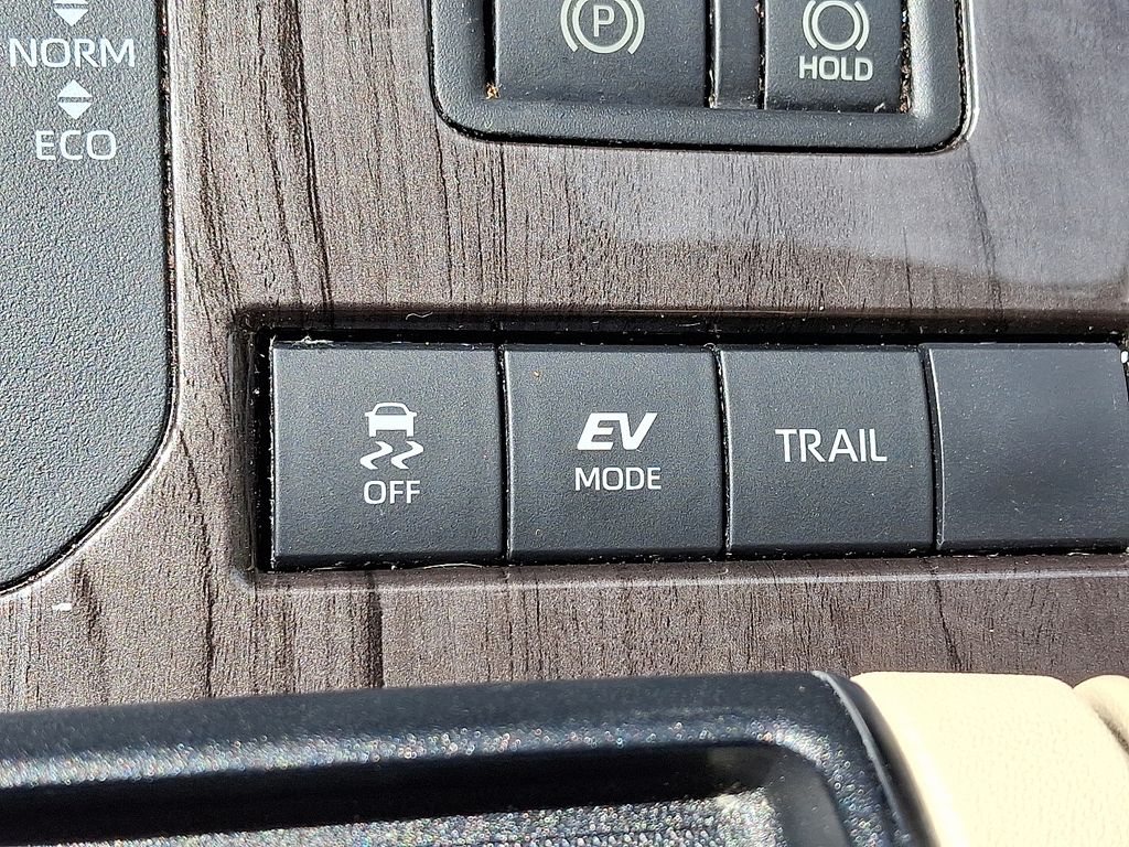 2020 Toyota Highlander Platinum 24