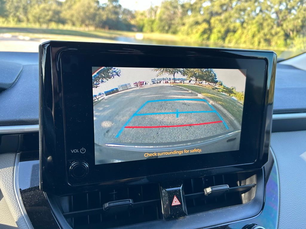 Thumbnail: 2025 Toyota Corolla - 24