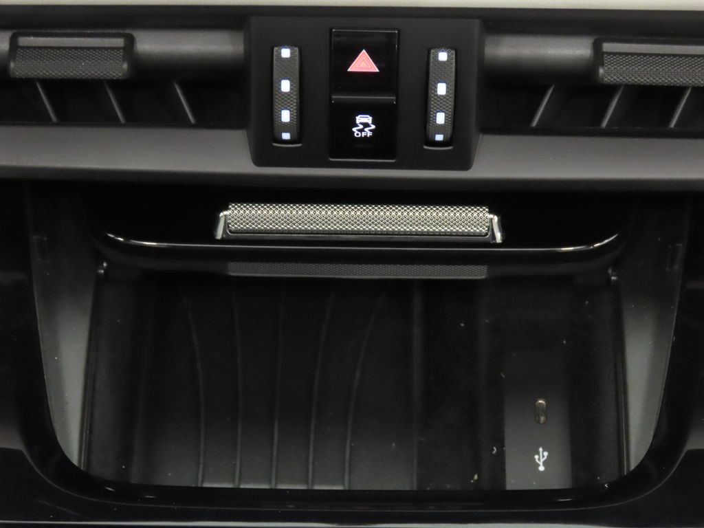 Thumbnail: 2025 Porsche Cayenne - 29