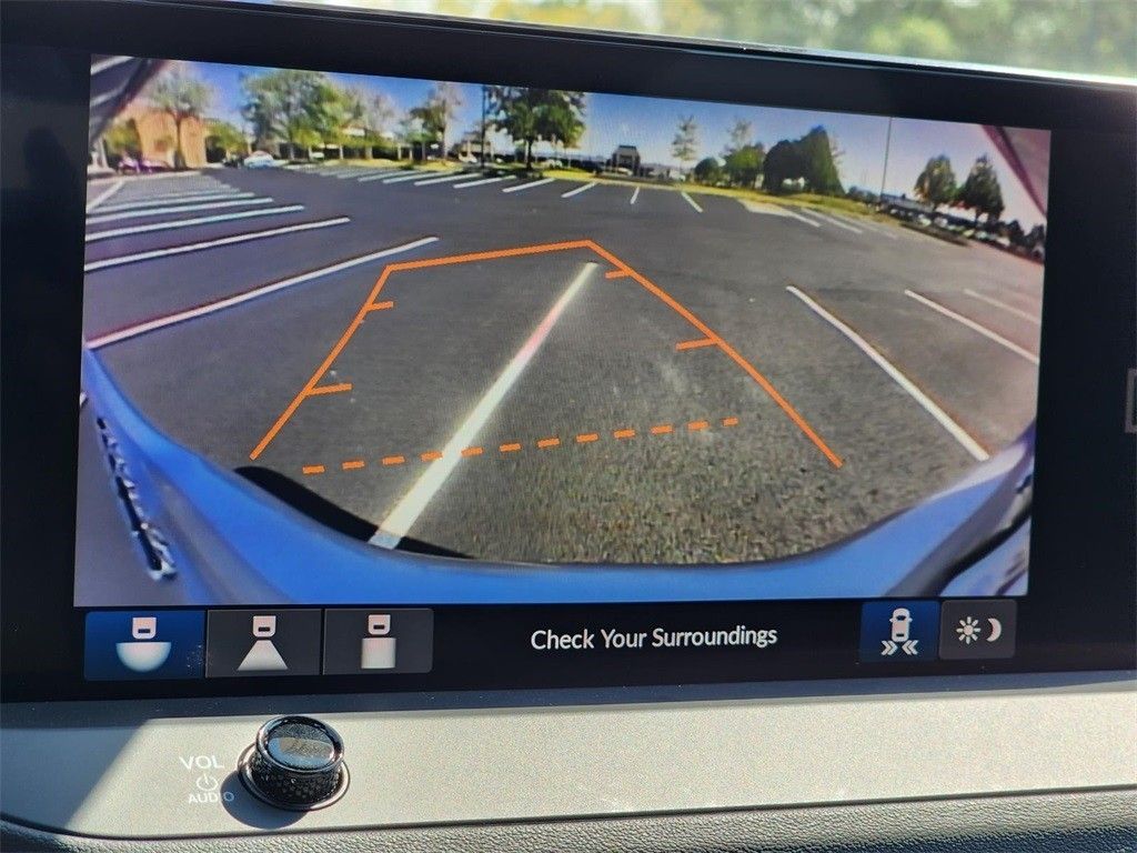 Certified Used 2024  Honda Sport image 7