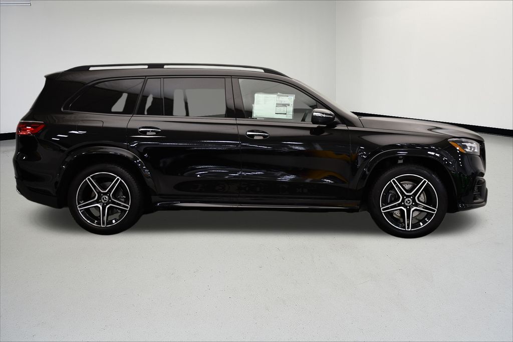 Thumbnail: 2025 Mercedes-Benz GLS - 6