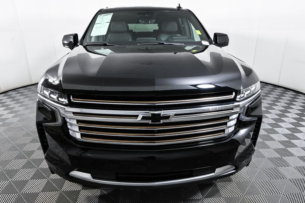 2023 Chevrolet Suburban High Country 2