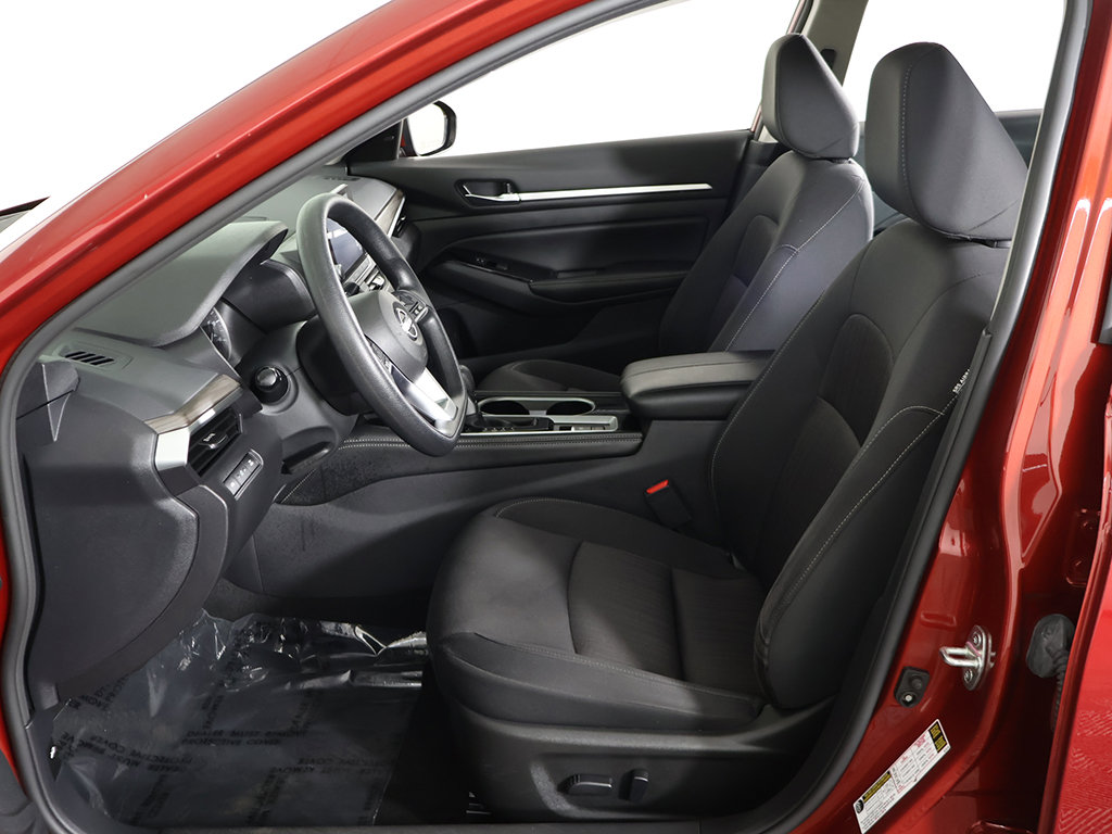 Used 2023 Red Nissan 2.5 SV image 25