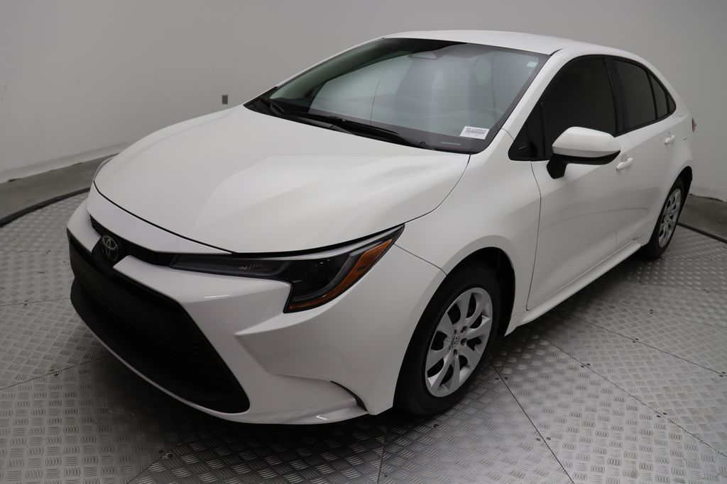 2024 Toyota Corolla LE 2