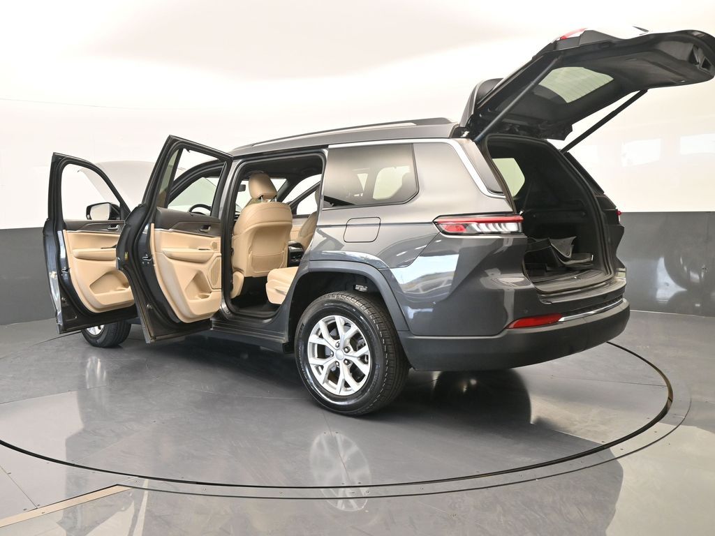 Used 2023 Baltic Gray Metallic Clearcoat Jeep Limited image 83