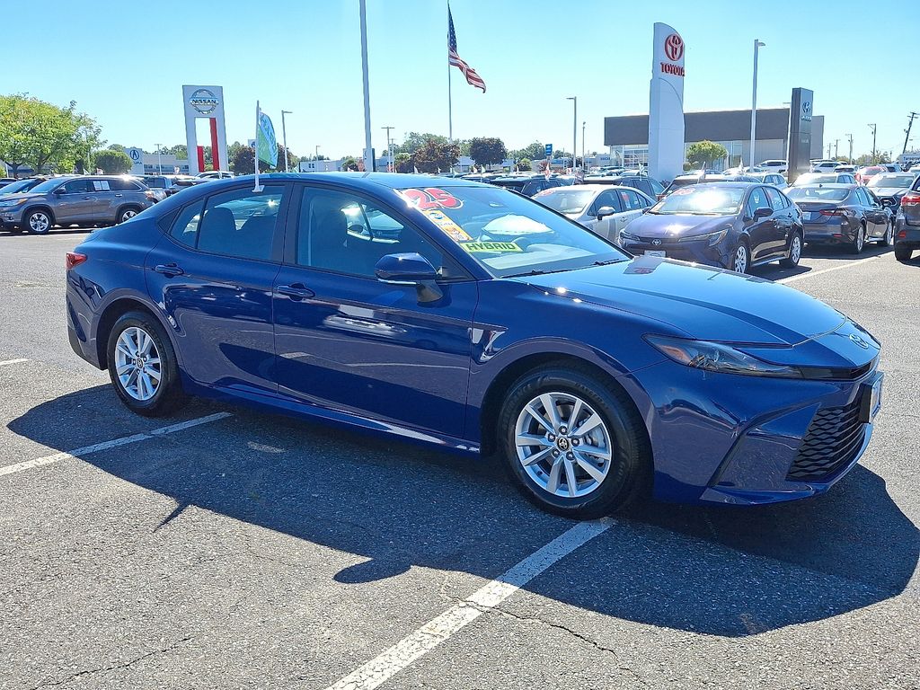 Thumbnail: 2025 Toyota Camry - 3