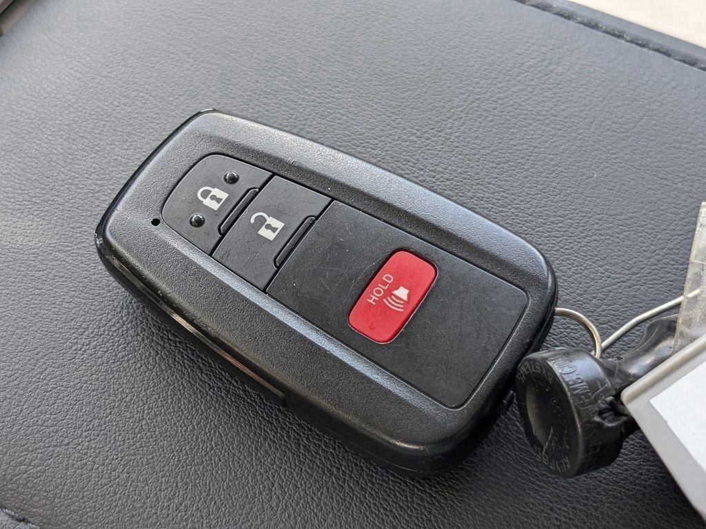2022 Toyota Prius Limited