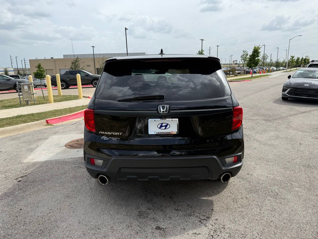 Thumbnail: 2022 Honda Passport - 6