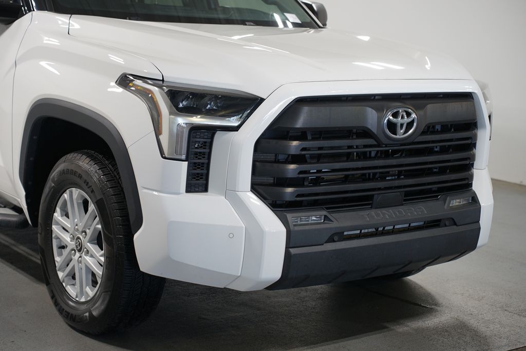 Thumbnail: 2023 Toyota Tundra - 4