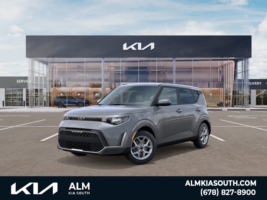 2025 Kia Soul LX's photo