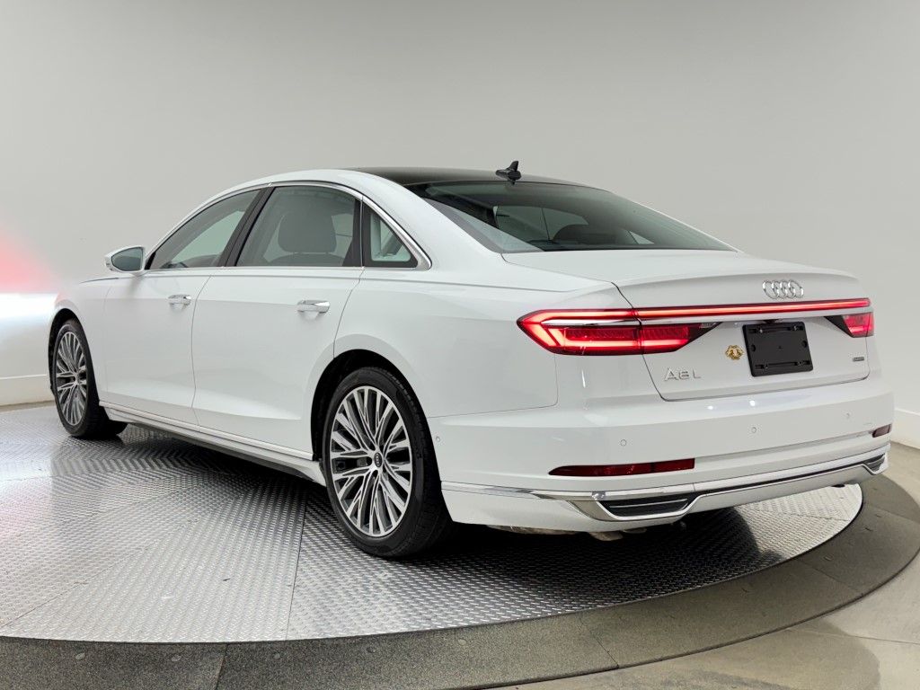 2021 Audi A8 L 11