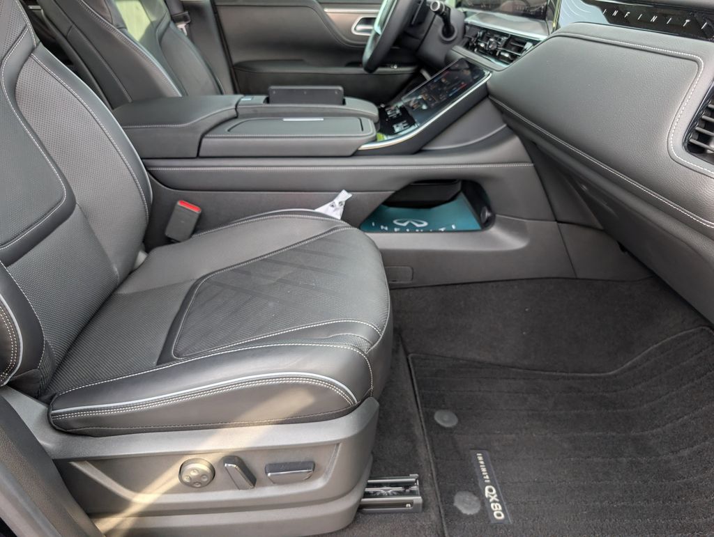 Used 2025 Infiniti QX80 SUV