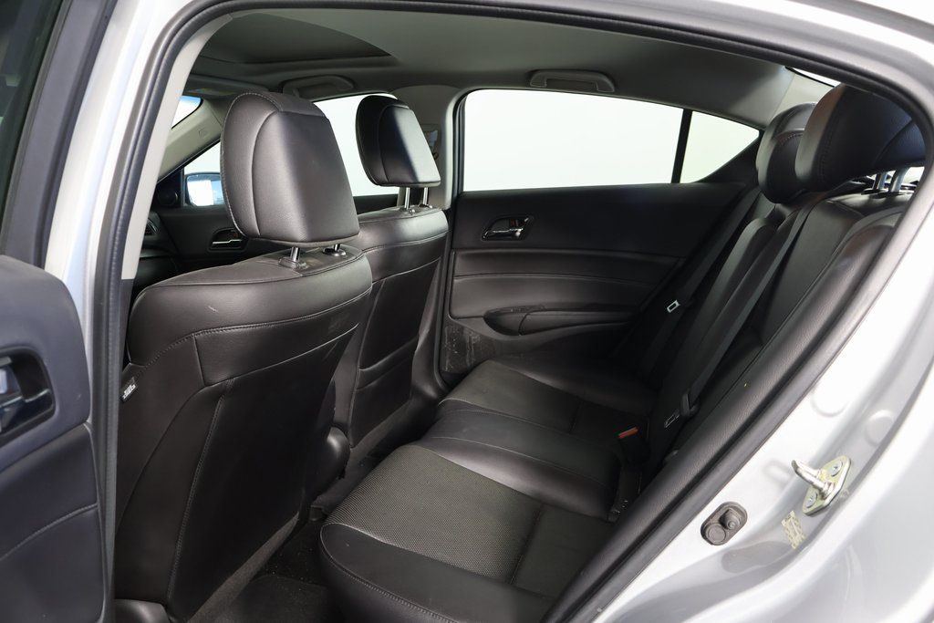 Thumbnail: 2015 Acura ILX - 9