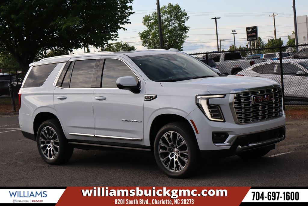 Glacier White Tricoat 2026 GMC Yukon SUV / Crossover Four-Wheel Drive Automatic