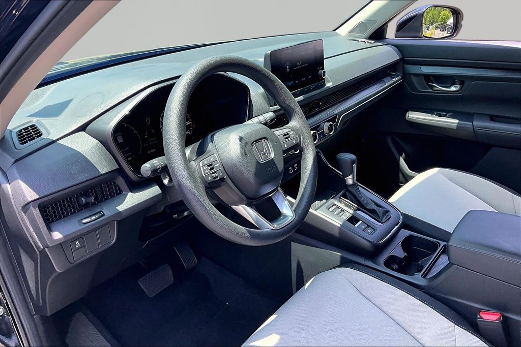 2025 Honda CR-V EX - Photo 12