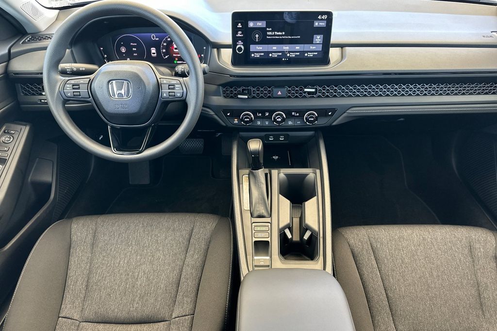New 2026 Platinum White Pearl Honda SE image 15