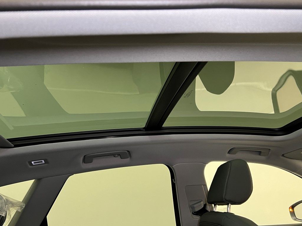 Thumbnail: 2025 Audi Q5 - 17