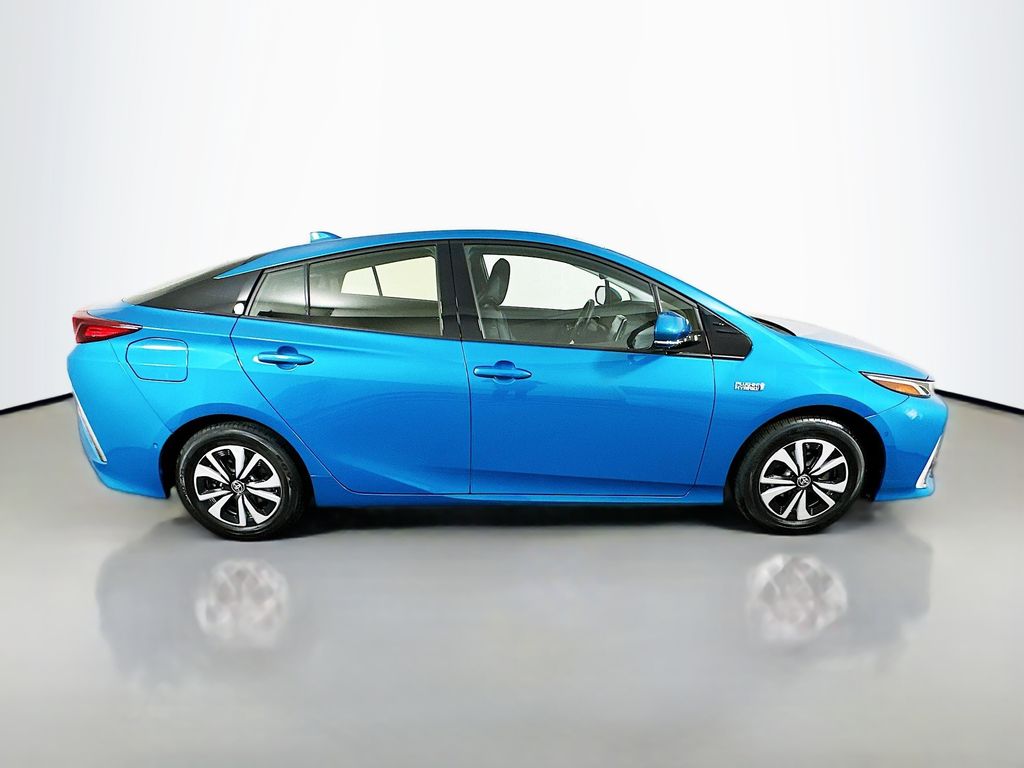 Thumbnail: 2019 Toyota Prius Prime - 4