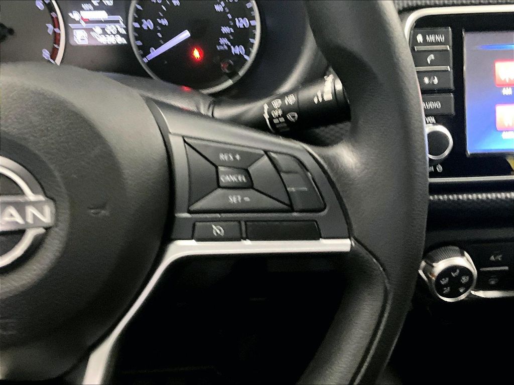 2022 Nissan Kicks — photo 24