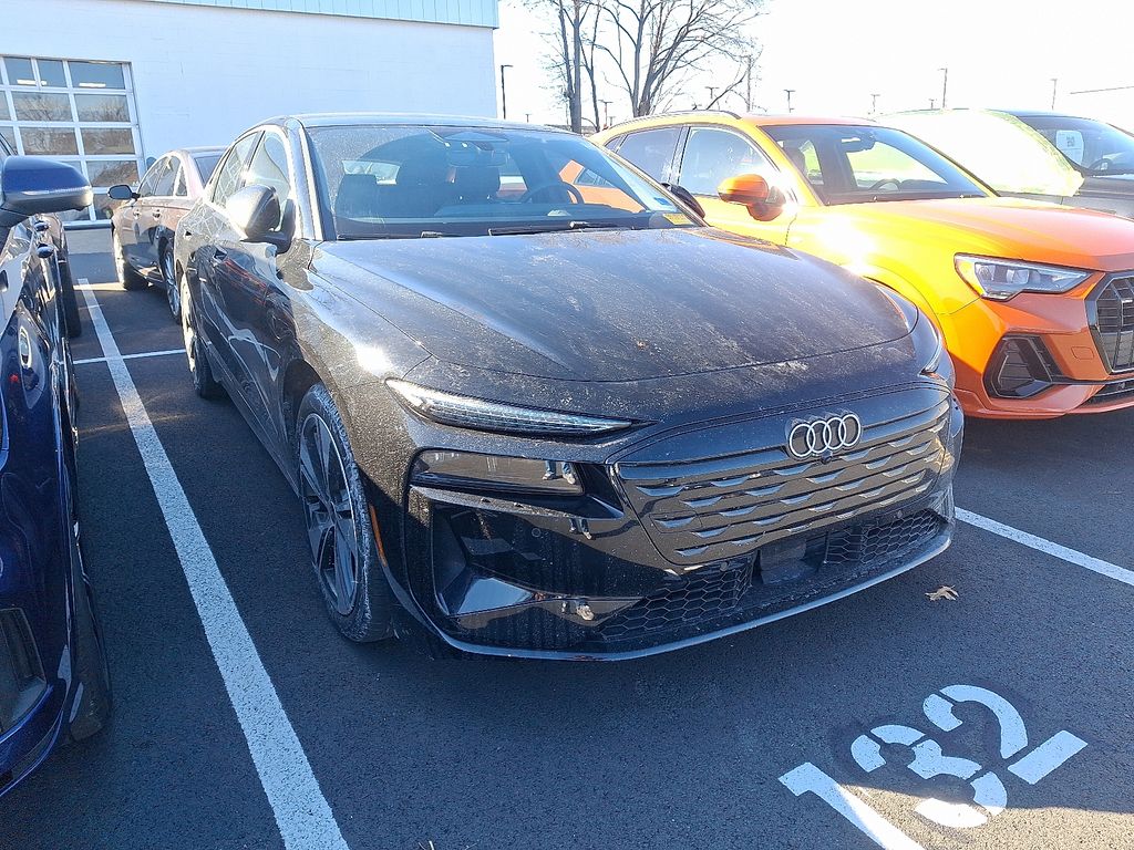 Thumbnail: 2025 Audi e-tron S - 3