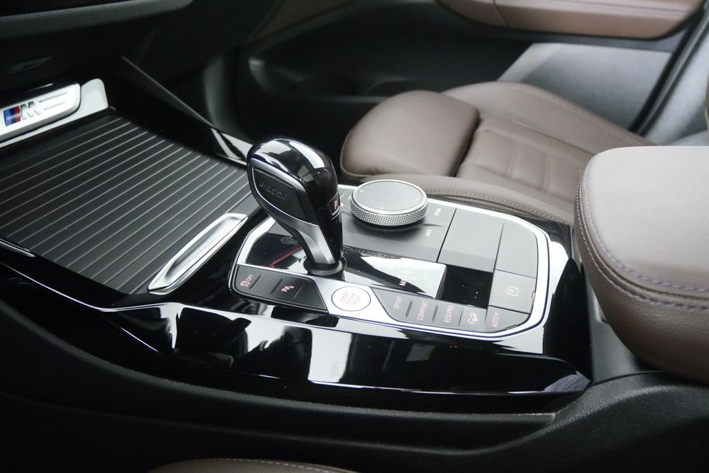 Thumbnail: 2022 BMW X3 - 23