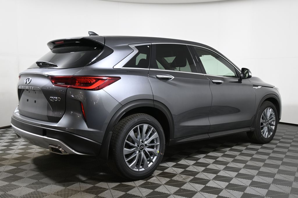 Thumbnail: 2025 INFINITI QX50 - 7