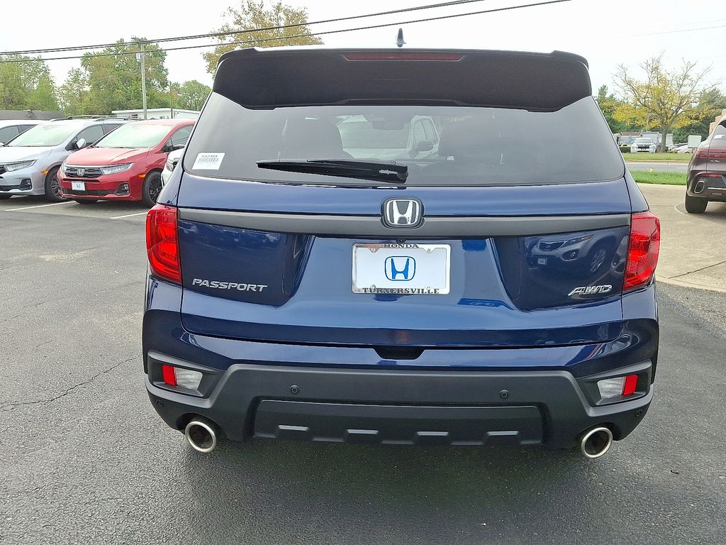 Thumbnail: 2022 Honda Passport - 5