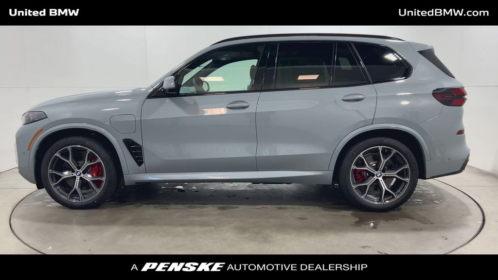 Thumbnail: 2026 BMW X5 - 5