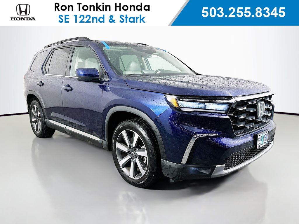2023 Honda Pilot Touring AWD