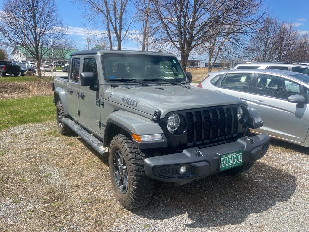 Sting-Gray Clearcoat 2021 Jeep Gladiator Sport Crew Cab 4WD Pickup Truck Four-Wheel Drive 6-Speed Manual