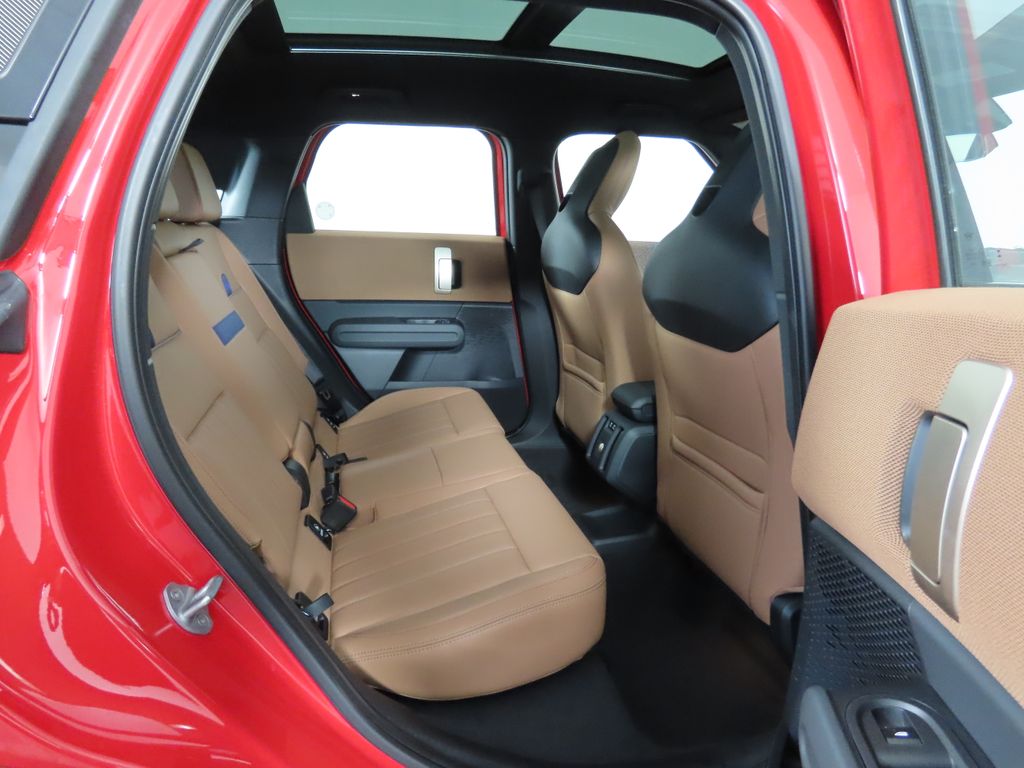 2025 MINI Cooper Countryman Signature 24