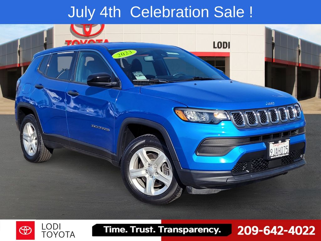 Laser Blue Pearlcoat 2023 Jeep Compass SUV / Crossover Four-Wheel Drive 8-Speed Automatic