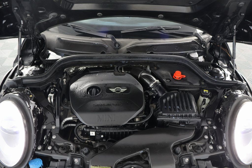 Thumbnail: 2015 MINI Cooper - 15