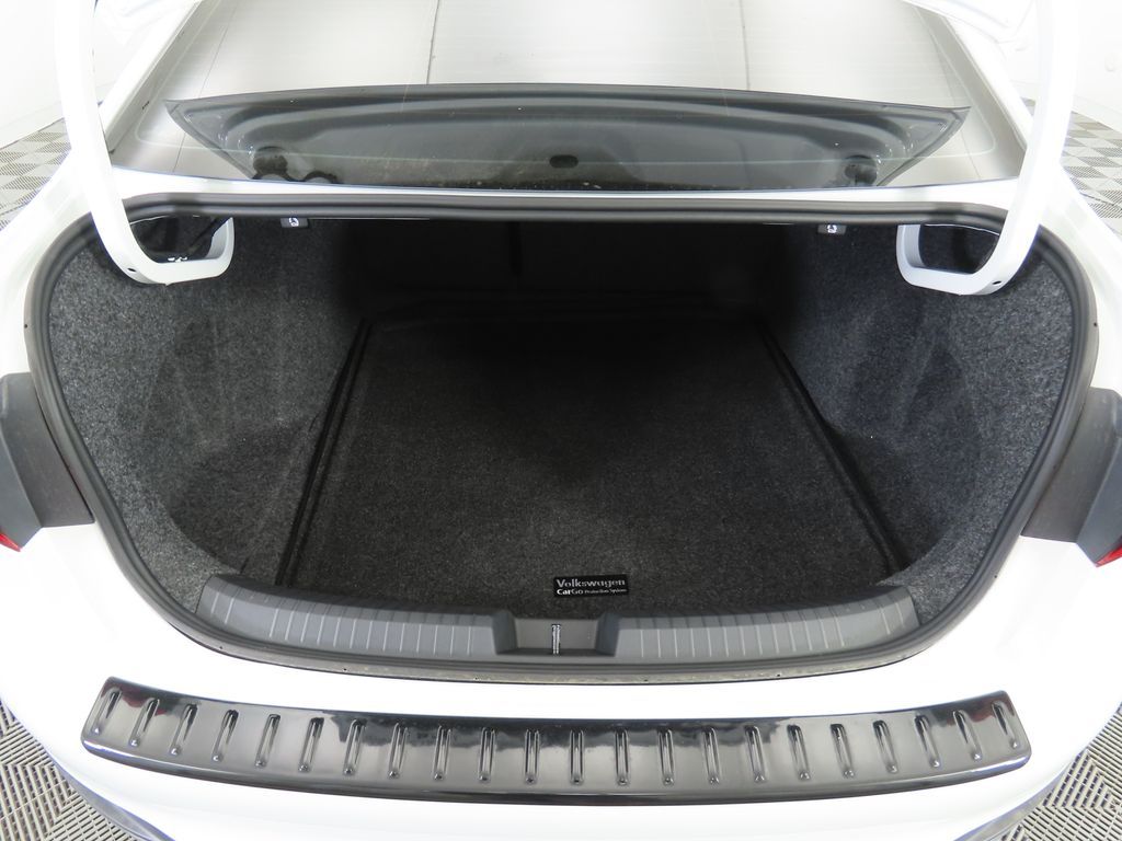 Thumbnail: 2025 Volkswagen Jetta - 28