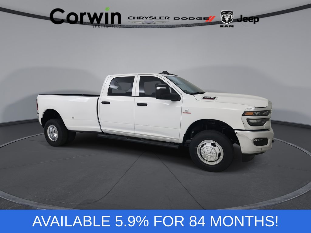 2026 RAM 3500 Tradesman Crew Cab LB DRW 4WD