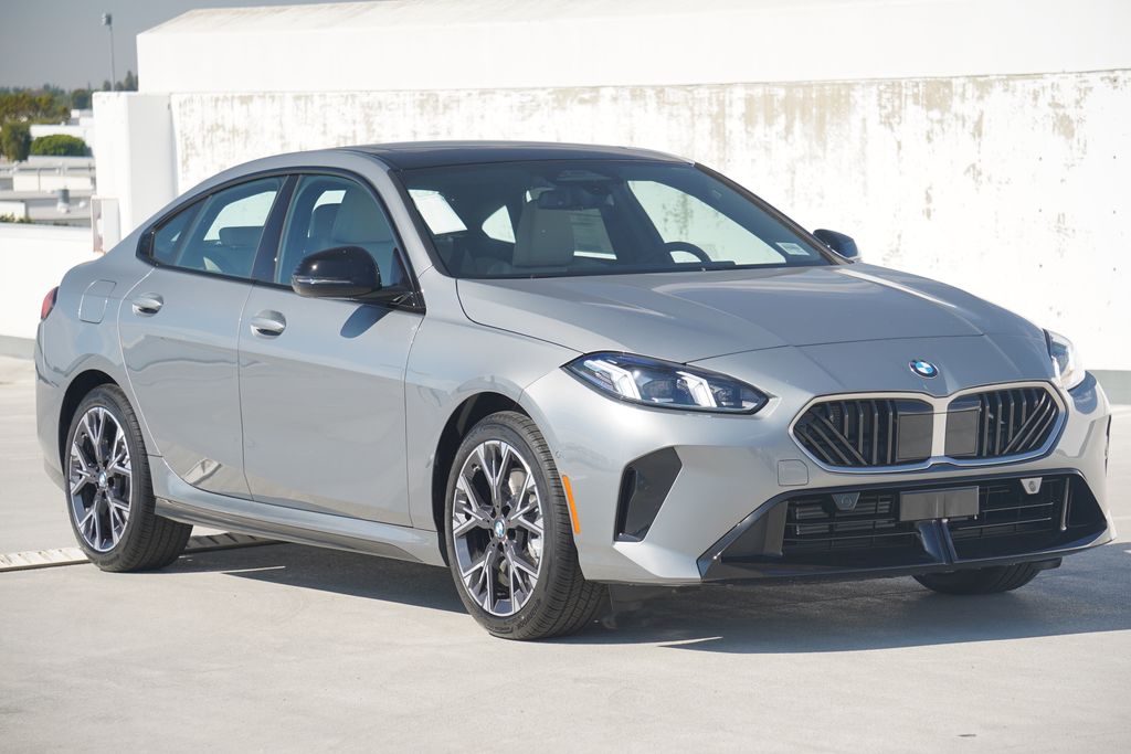 Thumbnail: 2026 BMW 2 Series - 3