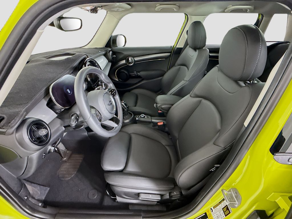 Thumbnail: 2024 MINI Cooper - 19
