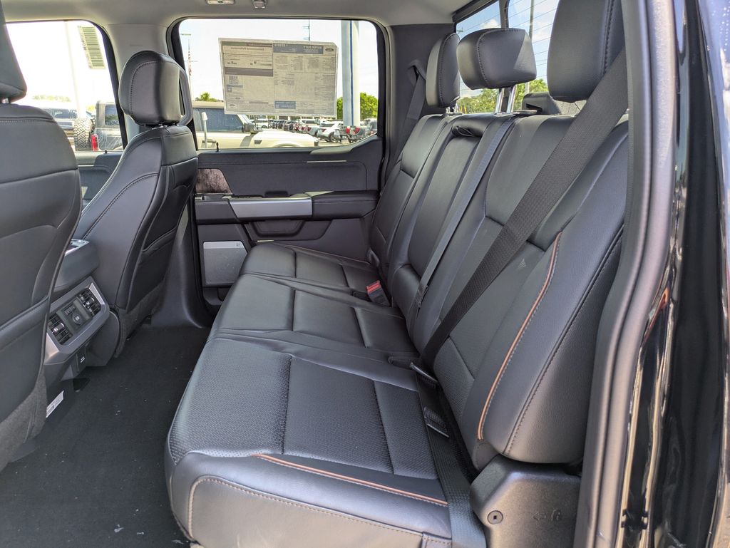 2026 Ford F-350 Super Duty LARIAT