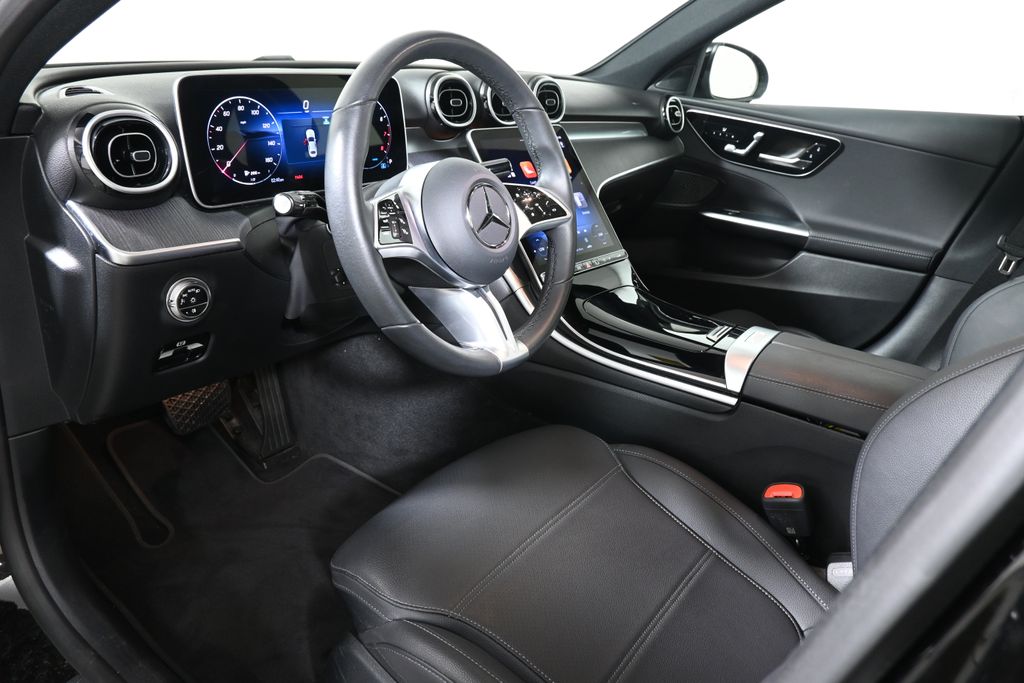 Thumbnail: 2025 Mercedes-Benz C-Class - 14