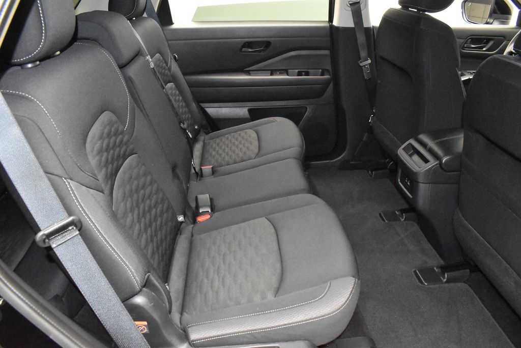 Thumbnail: 2024 Nissan Pathfinder - 29