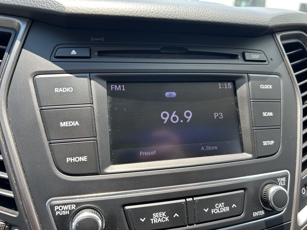 2017 Frost White Pearl Hyundai Santa Fe Sport 2.4 Base AWD SUV