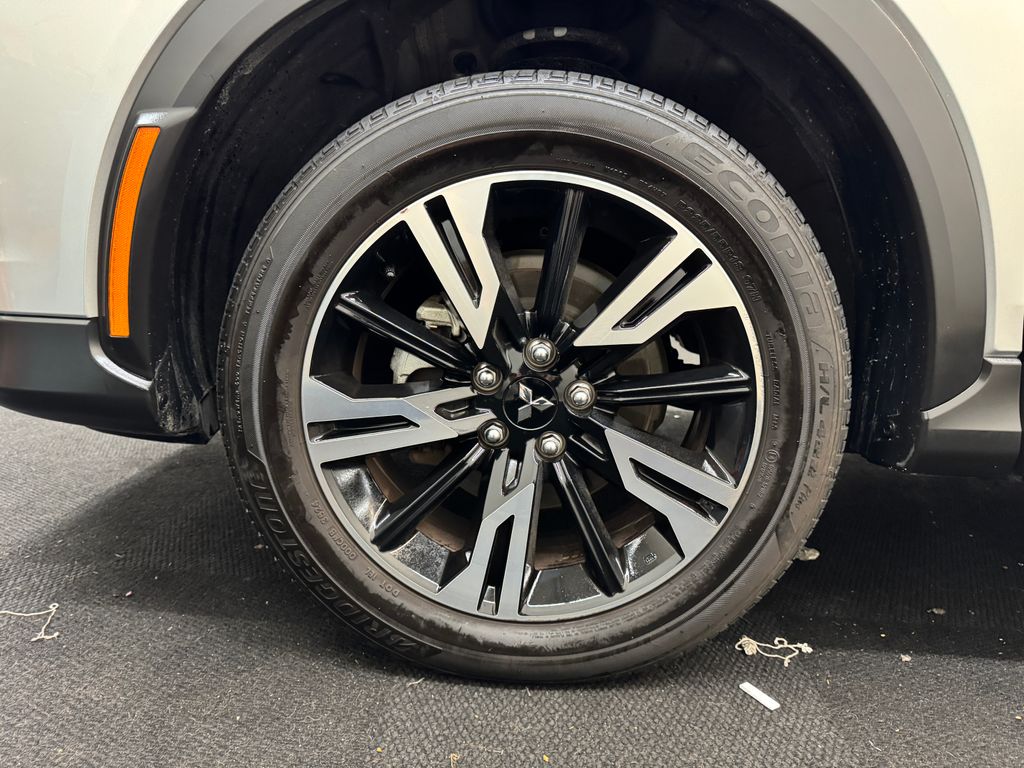 2025 Mitsubishi Eclipse Cross SE