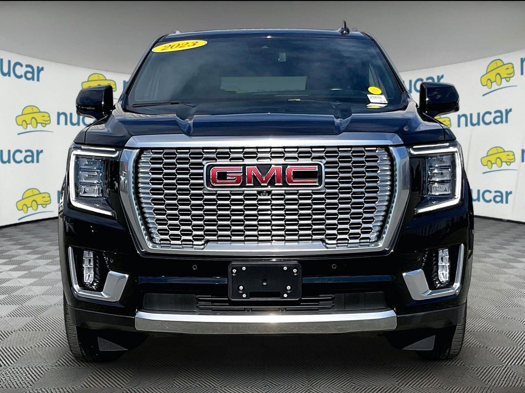2023 GMC Yukon XL — photo 2