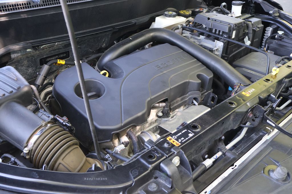 Thumbnail: 2023 Chevrolet Equinox - 16