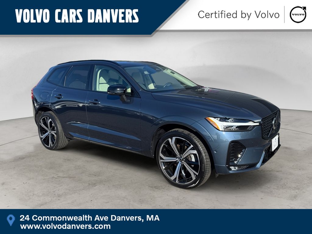 2024 Volvo XC60 B5 Ultimate Dark Theme AWD