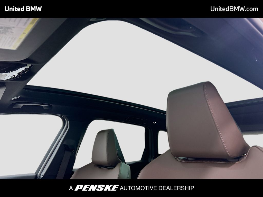 Thumbnail: 2026 BMW X3 - 12