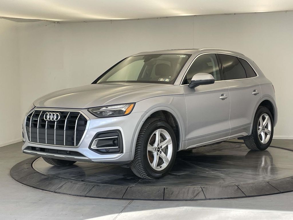 2023 Audi Q5 quattro Premium 40 TFSI