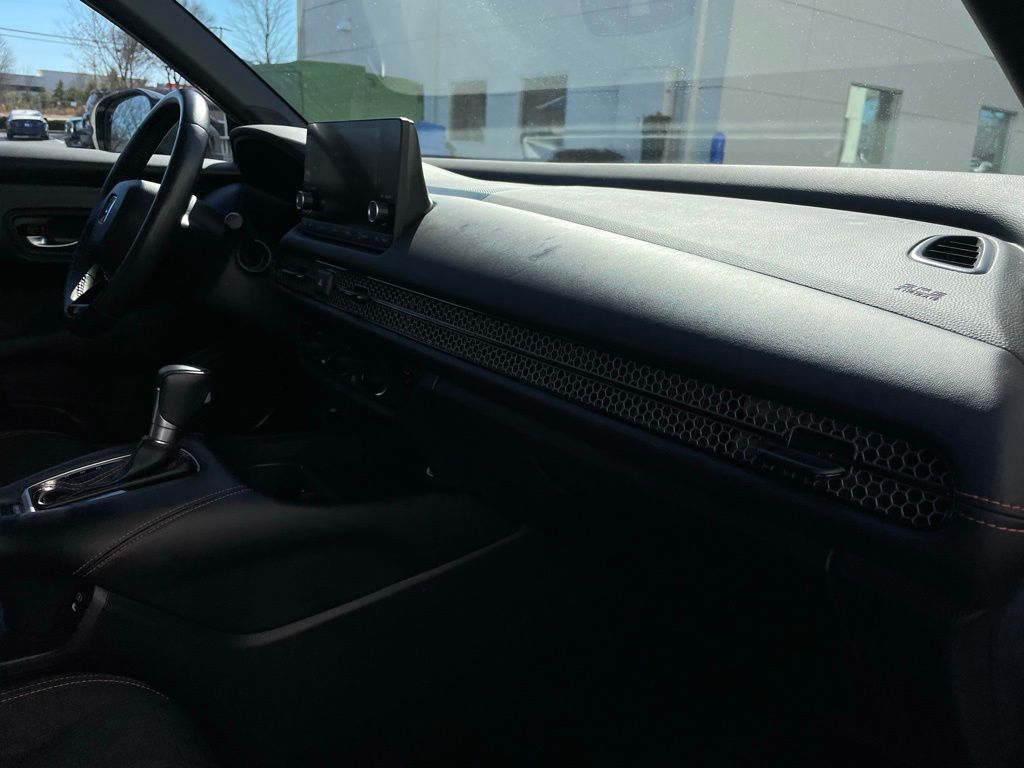 Thumbnail: 2024 Honda HR-V - 32