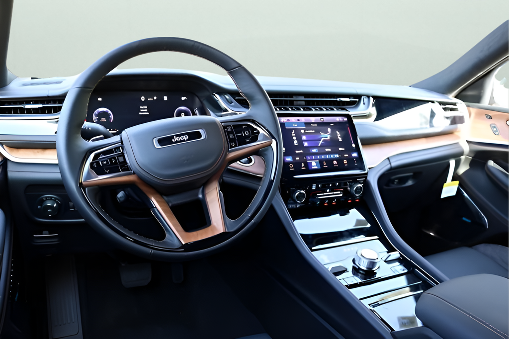 New Car 2025 Jeep Grand Cherokee L  Summit Reserve For Sale Under $70,000 In Austin, Texas